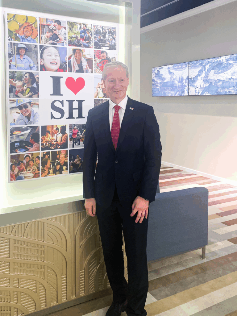 202504inSH 2 1 portrait corr